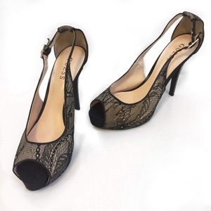 GUESS Hondola Black/Nude Lace Peep Toe Heels